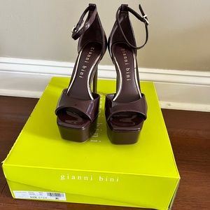 Gianni Bini Natali Iced Espreso size 7.5